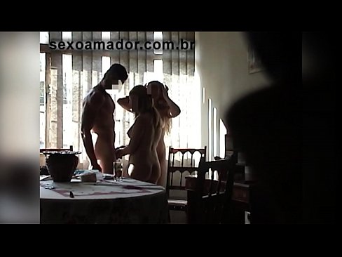 ❤️ Sex friends invite a giant man and a threesome with him ❤ Just porn at us ☑